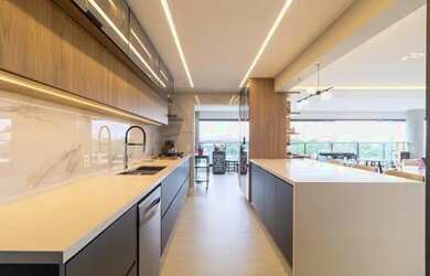 Imagem: O apartamento possui 4 Dormitórios, 4 Banheiros, 2 Vagas na