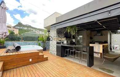 Imagem: O apartamento na cobertura possui 4 Dormitórios, 3 Banheiros