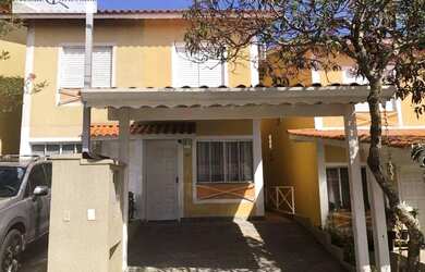 Imagem: A casa em condomínio possui 2 Dormitórios, 1 Banheiro, 2 Vagas