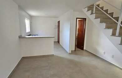 Imagem 3: 237 Excelente casa duplex dentro de condomínio em Itapeba Maricá