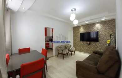 Imagem: O apartamento possui 2 Dormitórios, 1 Banheiro, 1 Vaga na garagem