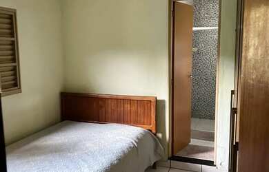 Imagem 10: Casa no Centro. 217m² de Área, 2 Vagas na garageme4 Dormitórios