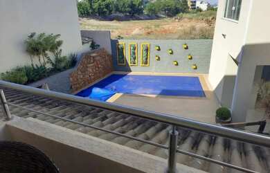 Imagem 8: Vendo sobrado de alto padrão no Residencial Santa Luzia Riacho Fundo...