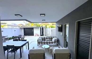 Imagem 8: Mansão Triplex de Luxo no Recreio