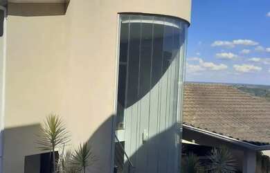 Imagem 9: Vendo sobrado de alto padrão no Residencial Santa Luzia Riacho Fundo...