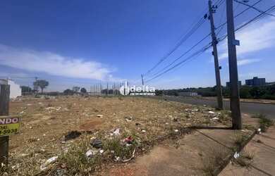 Imagem 2: Terreno disponível para venda no bairro Santa Rosa em Uberlândia - MG
