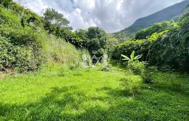 Imagem: O terreno possui 1.642m² de Área e está localizado em São