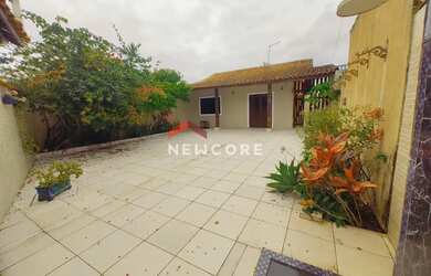 Imagem: A casa possui 2 Dormitórios, 2 Banheiros, 5 Vagas na garagem