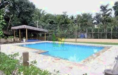 Imagem: A casa em condomínio possui 4 Dormitórios, 5 Banheiros, 2