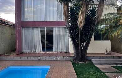 Imagem: A casa em condomínio possui 3 Dormitórios, 4 Banheiros, 4