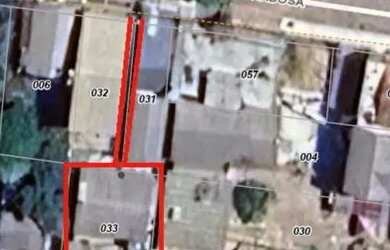 Imagem: A casa possui 4 Dormitórios, 2 Banheiros, 216m² de Área e