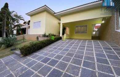 Imagem: A casa em condomínio possui 3 Dormitórios, 5 Banheiros, 5