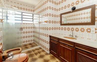 Imagem 15: Casa em Cristal. 247m² de Área, 4 Vagas na garageme4 Dormitórios