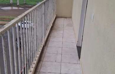 Imagem: O apartamento possui 2 Dormitórios, 1 Banheiro e está localizado