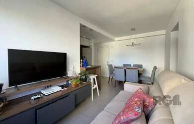 Imagem: O apartamento possui 2 Dormitórios, 1 Banheiro, 1 Vaga na garagem