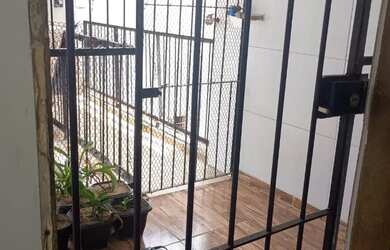 Imagem: O apartamento possui 2 Dormitórios, 1 Banheiro e está localizado