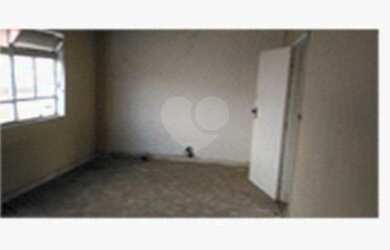 Imagem 9: Esquina bem localizado com Prédio construido Rua Duarte de Azevedo X Rua Jovita