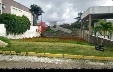 Imagem: O terreno possui 450m² de Área e está localizado em Candelária