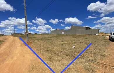 Imagem: O terreno possui 200m² de Área e está localizado em São