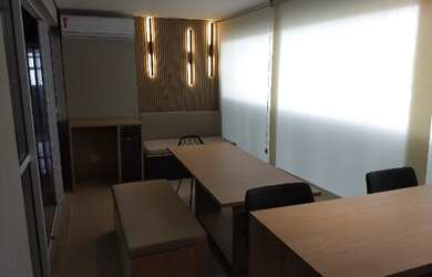 Imagem: O apartamento possui 3 Dormitórios, 5 Banheiros, 2 Vagas na