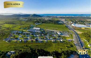 Imagem: O terreno possui 360m² de Área e está localizado em Saco