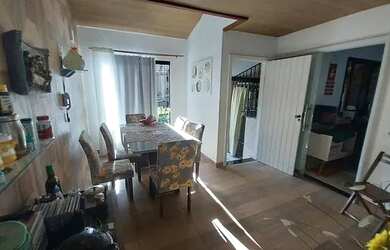 Imagem: A casa possui 3 Dormitórios, 3 Banheiros, 1 Vaga na garagem