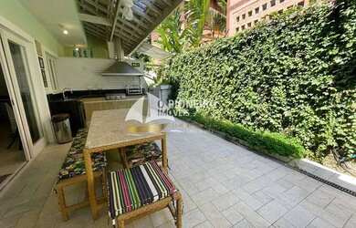 Imagem: A casa em condomínio possui 4 Dormitórios, 4 Banheiros, 2