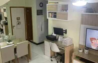 Imagem: A casa possui 3 Dormitórios, 3 Banheiros, 2 Vagas na garagem