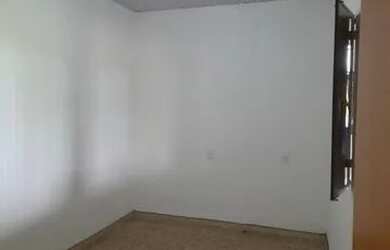 Imagem: O quarto possui Imóvel novo, Ar-condicionado e está localizado