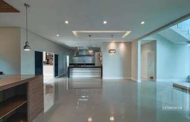 Imagem 11: Casa sobrado com piscina, sauna, forno a lenha de esquina com vista para...