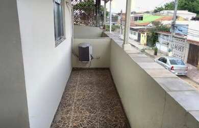 Imagem: A casa possui 2 Dormitórios, 2 Banheiros, 286m² de Área e