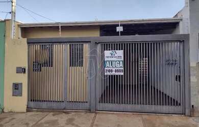 Imagem: A casa possui 2 Dormitórios, 2 Banheiros, 1 Vaga na garagem