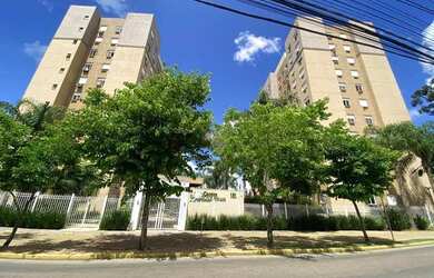 Imagem: O apartamento possui 3 Dormitórios, 1 Banheiro, 1 Vaga na garagem