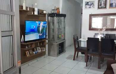 Imagem: A casa possui 2 Dormitórios, 1 Banheiro, 120m² de Área e