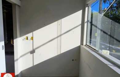 Imagem 5: Casa Comercial para Locação em Salvador, Caminho das Árvores, 10 dormitórios, 3 banheiros