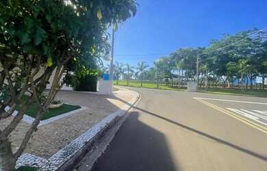 Imagem 4: Terreno em Sumaré. Piscinae262m² de Área