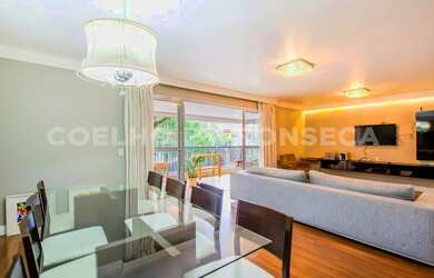 Imagem: O apartamento possui 4 Dormitórios, 4 Banheiros, 3 Vagas na