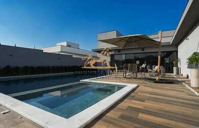 Imagem: A casa em condomínio possui 4 Dormitórios, 5 Banheiros, 5