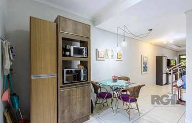 Imagem 10: Casa em Hípica. Churrasqueira, Lareira, 1 Vaga na garageme3 Dormitórios