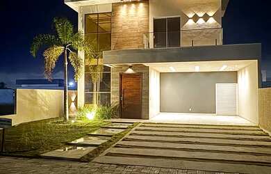 Imagem: A casa em condomínio possui 3 Dormitórios, 4 Banheiros, 4