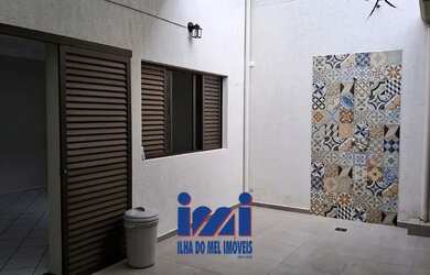 Imagem 14: Sobrado no centro de Guaratuba