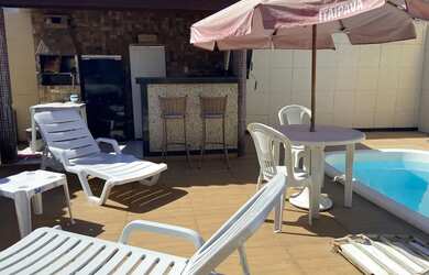 Imagem 3: Portal de Arembepe. Piscina, Churrasqueira, Acomodam 10 pessoaseGuarda...