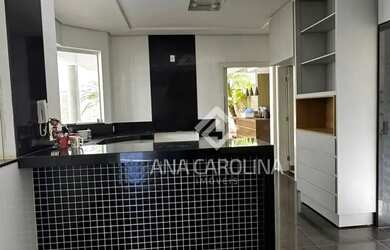 Imagem 5: Magnífica Casa à Venda no Condomínio Portal da Serra