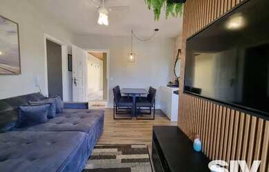 Imagem: O apartamento possui 1 Dormitório, 1 Banheiro, 1 Vaga na garagem