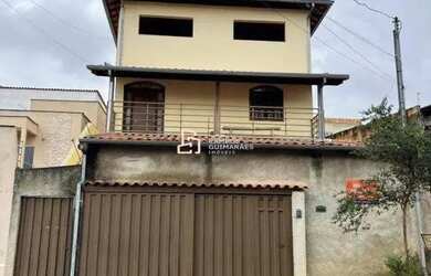 Imagem: A casa possui 2 Dormitórios, 1 Banheiro, 1 Vaga na garagem