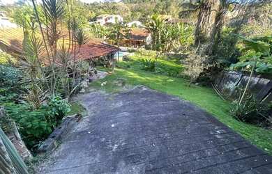 Imagem: O terreno possui 750m² de Área e está localizado em Vila