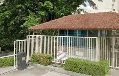 Imagem: O apartamento possui 3 Dormitórios, 1 Banheiro, 2 Vagas na