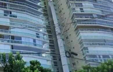 Imagem: O apartamento possui 4 Dormitórios, 2 Banheiros, 3 Vagas na