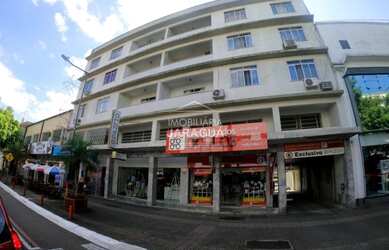 Imagem: A kitnet possui 2 Dormitórios, 1 Banheiro, 1 Vaga na garagem