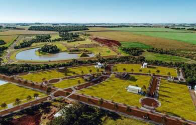 Imagem: O terreno possui 501m² de Área e está localizado em Vila